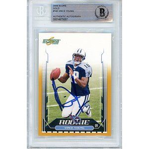 Vince Young Autographed Titans 2006 Score Gold Rookie Football Card Beckett Slab